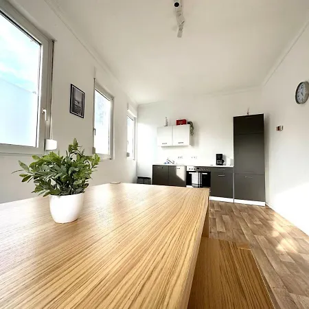 Work & House In Apartment *